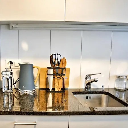5 Places A Deux Pas Du Apartment